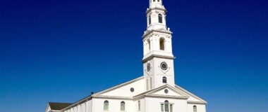 Pilgrim Chapel at Dallas Baptist University.