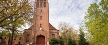 Bidwell Presbyterian Church in Chico, CA